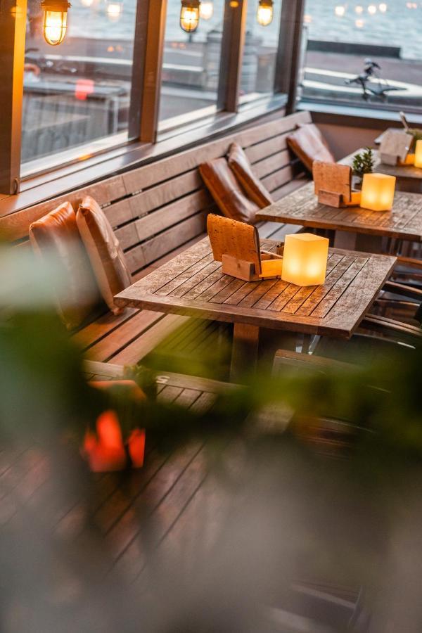 Hotel Zeezicht 블리란트 외부 사진